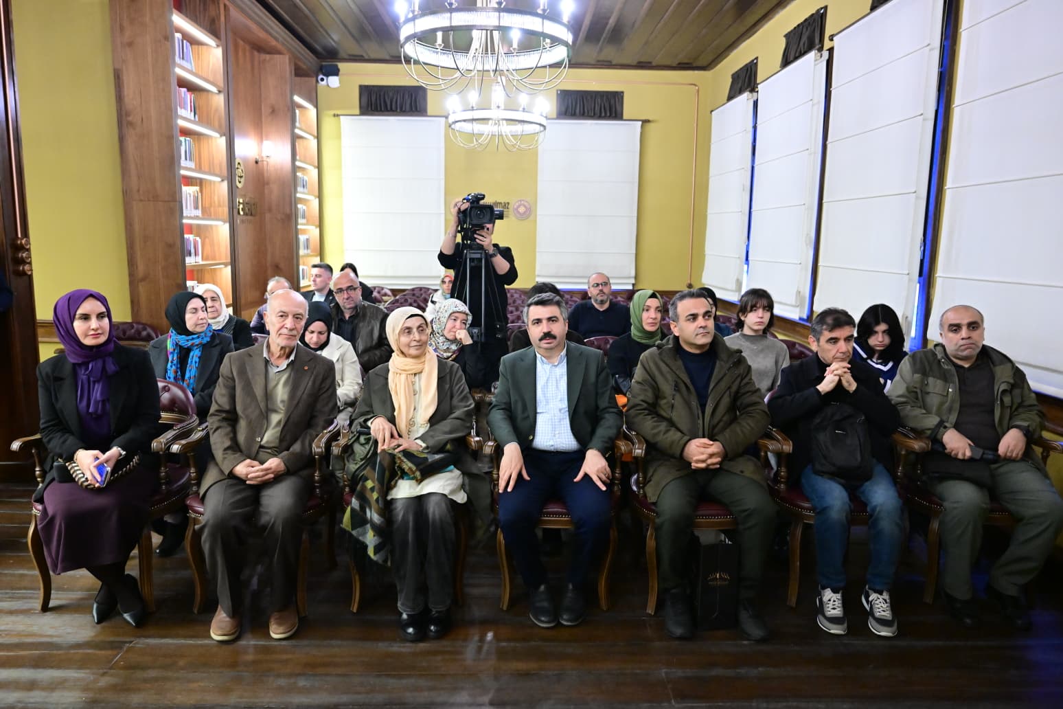 Eleştirel Düşüncenin Merkezi Yıldırım