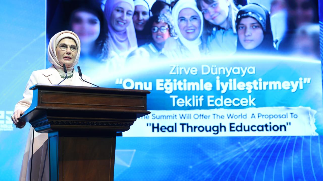 Emine Erdoğan: Açlığı ve susuzluğu savaş taktiği yapacak kadar ileri gidebildiler