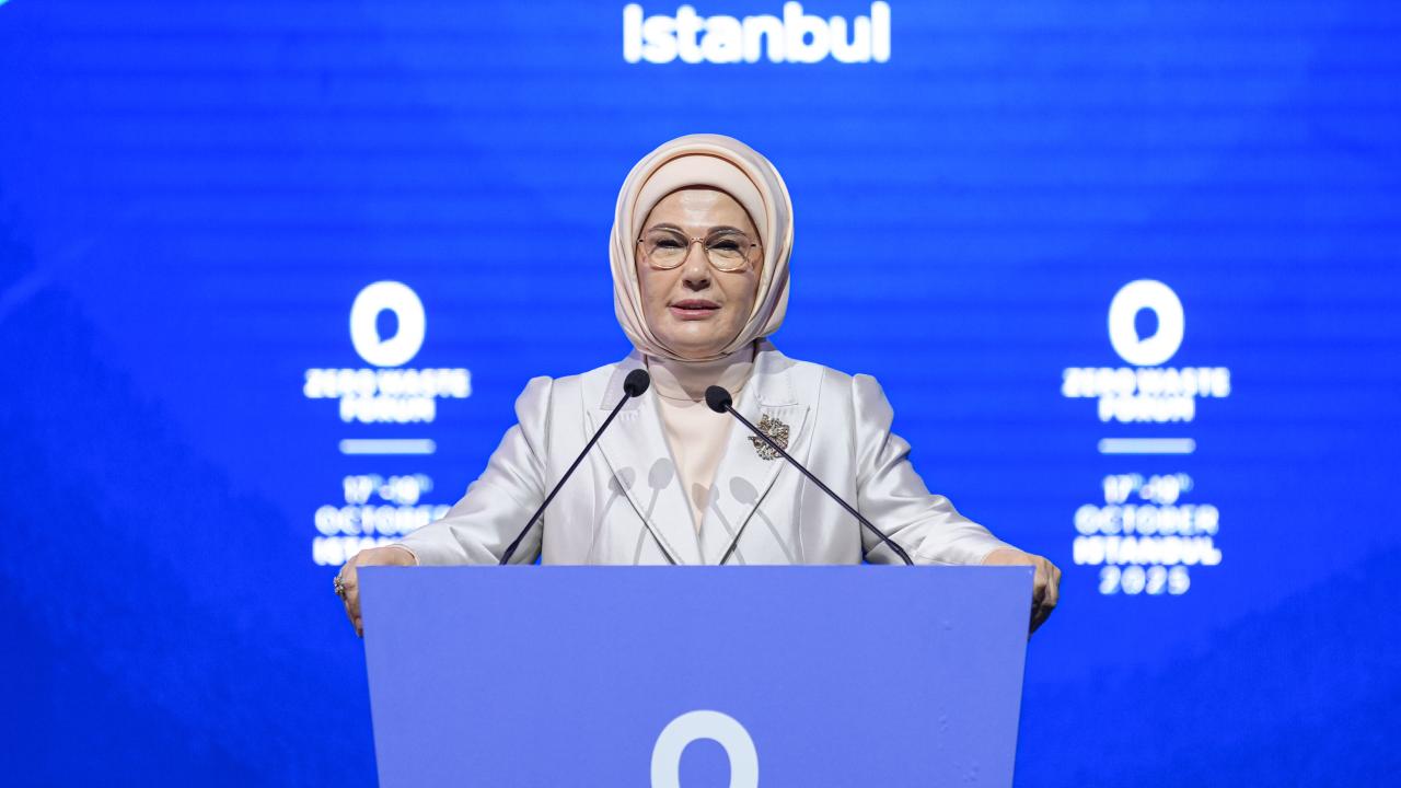 Emine Erdoğan: Bugün göstereceğimiz hassasiyetle yarınlarımızı koruyabiliriz