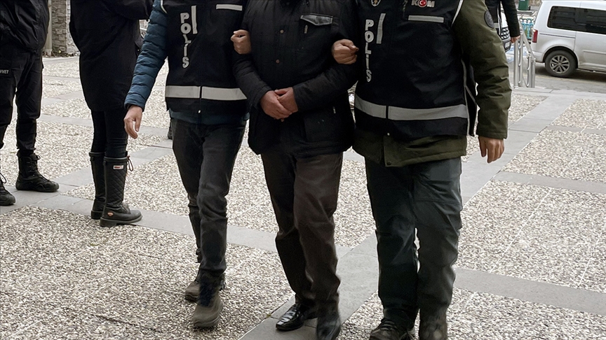 Emniyet Genel Müdürlüğünce 22 ilde düzenlenen dolandırıcılık operasyonunda 247 kişi tutuklandı