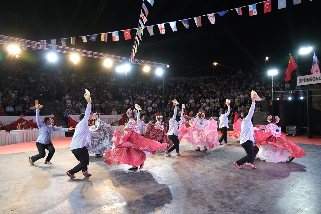 Farklılıkların Zenginliğe Dönüştüğü Festivalde Dördüncü Gün Geride Kaldı