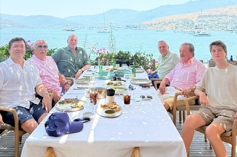 Fenerbahçe’de Sürpriz Bursa Hamlesi! Aziz Yıldırım Listesine Çağlar’ı Dahil Etti