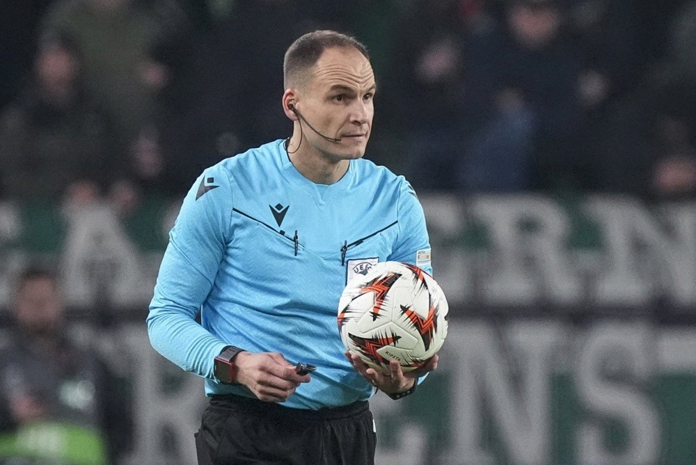 Fenerbahçe'ye Sırp hakem