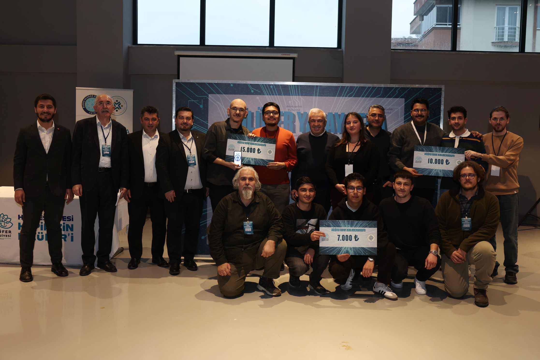 Genç yazılımcılardan Nilüfer'e dijital çözümler