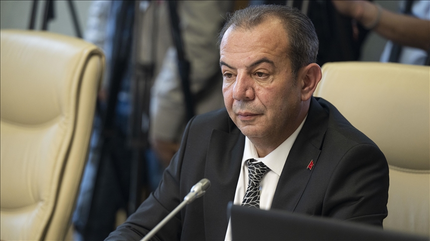 Görevden uzaklaştırılan Tanju Özcan’ın yerine yeni başkanvekili seçildi