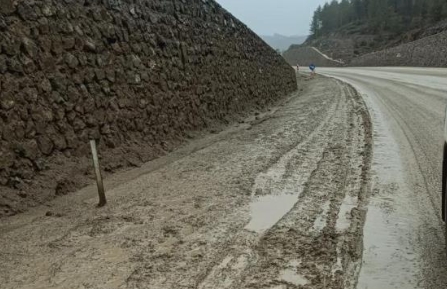 Harmancık yolunun bitmeyen çilesi