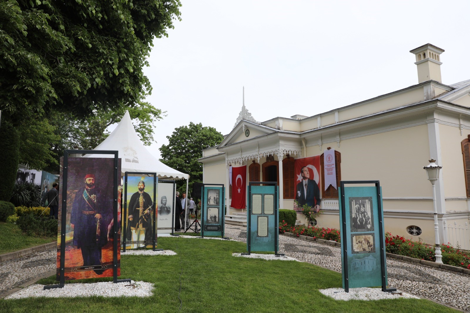 Hünkar Köşkü'de 'Zamanın Tanıkları' sergisi