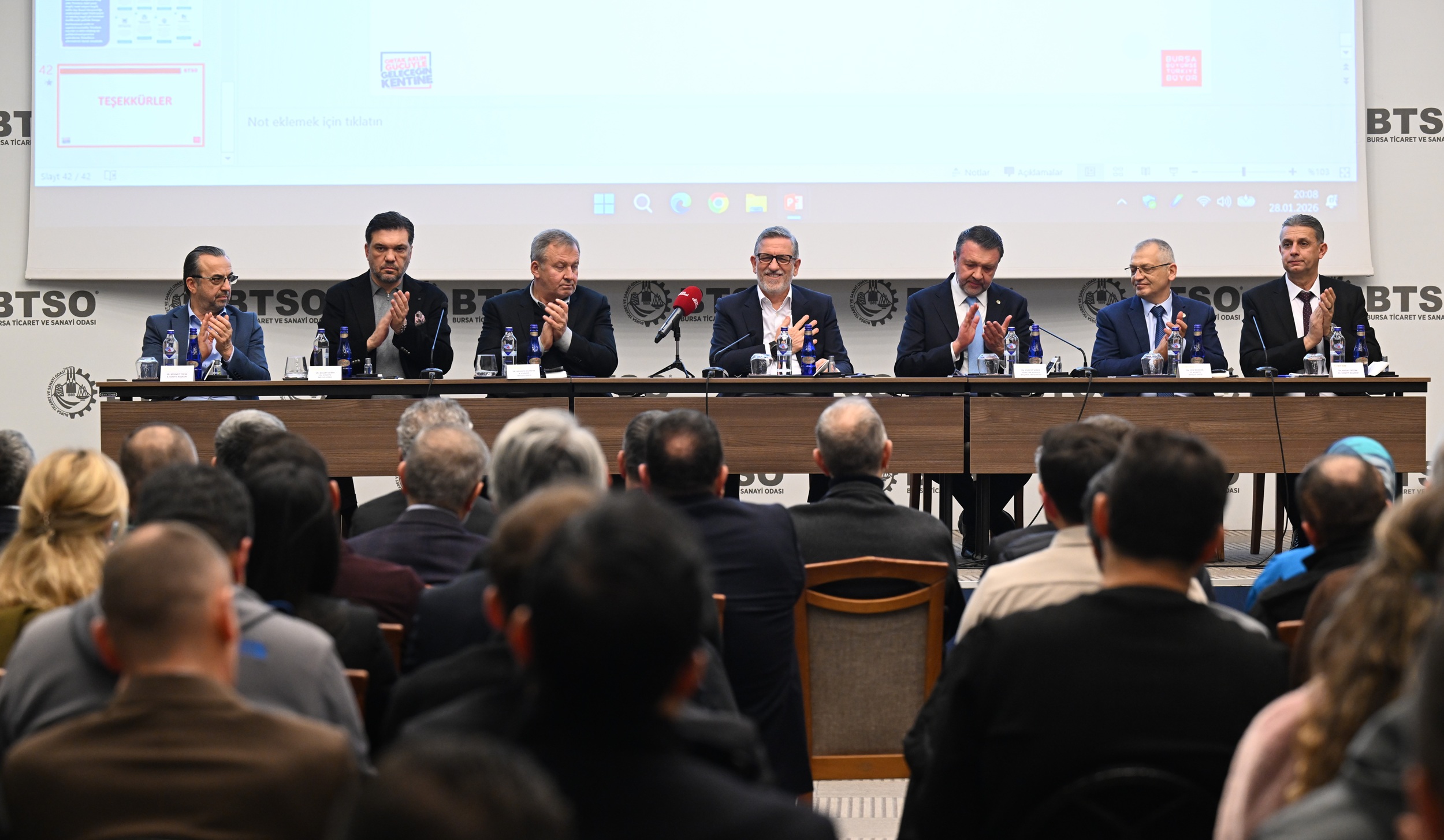 İbrahim Burkay; “Sanayi Devriminin Ötesinde Büyük Bir Dönüşümün İçindeyiz”