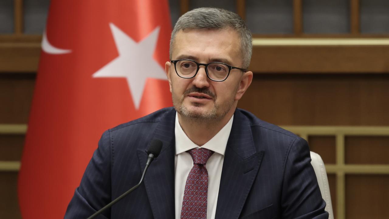 İletişim Başkanı Duran'dan "Dünya Yaşlılar Günü" mesajı