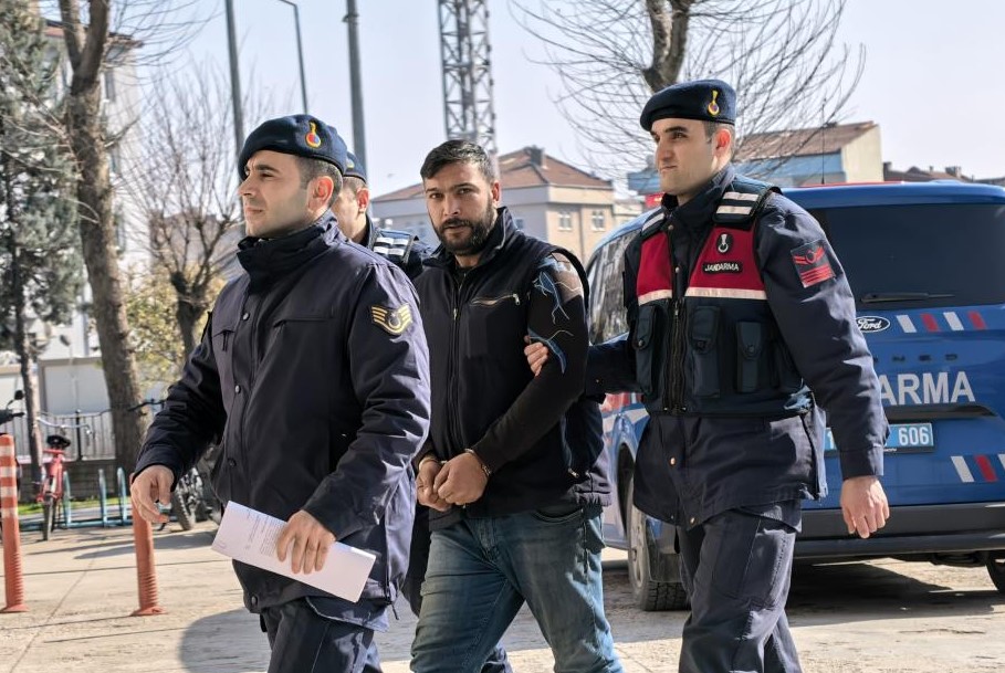 İnegöl'de 3 yıl hapis cezasıyla aranan şüpheli yakalandı