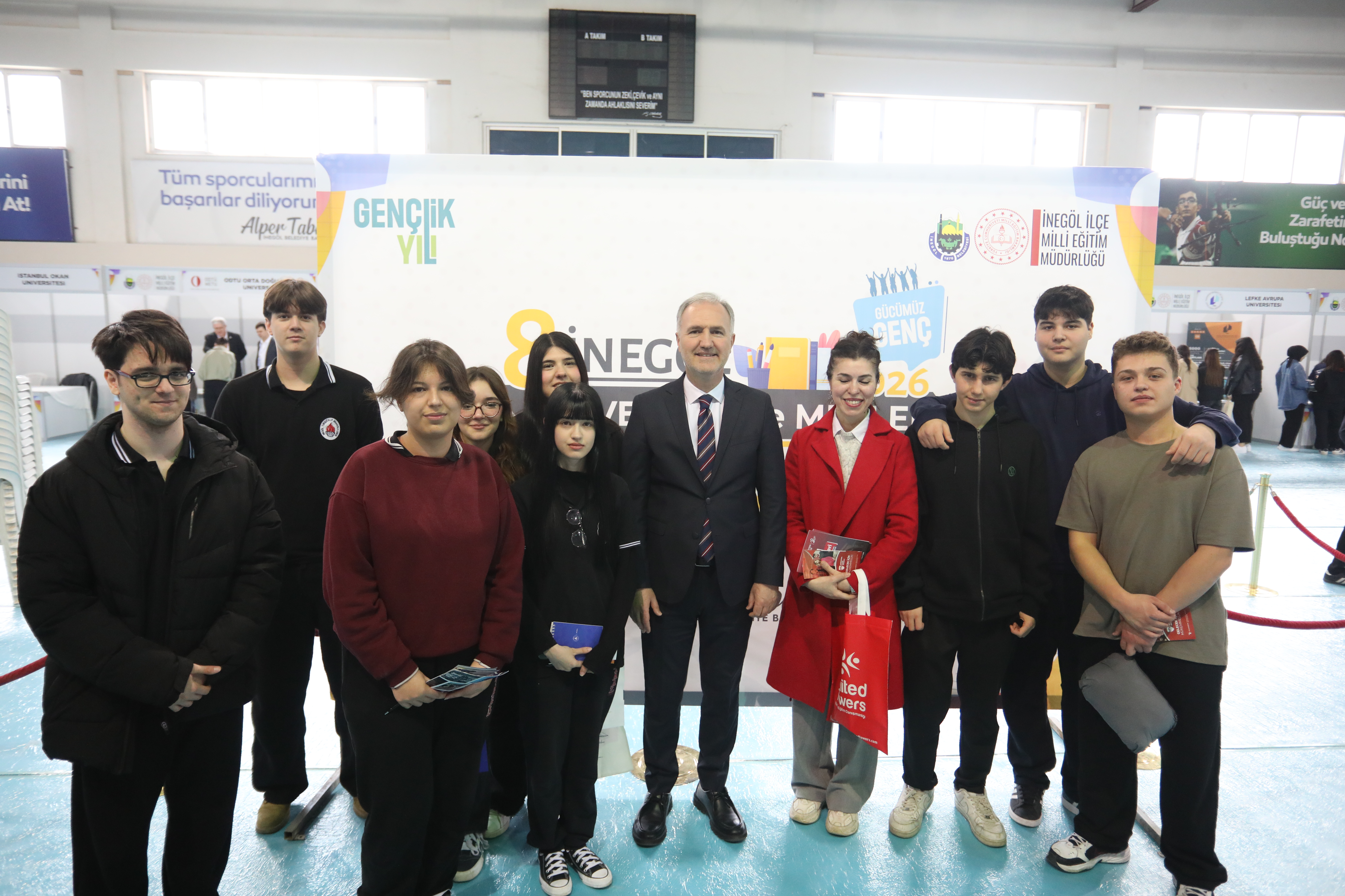 İnegöl’de 8. Üniversite Ve Meslek Tanıtım Günleri Başladı