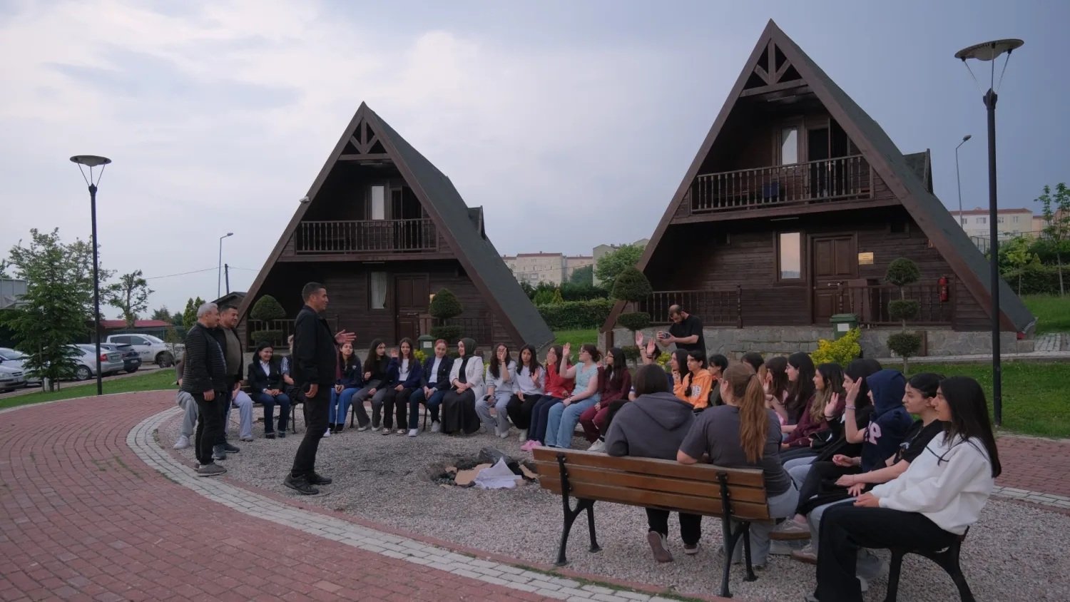İnegöl’de Gençlerin Tübitak Bilim Kampı Başladı
