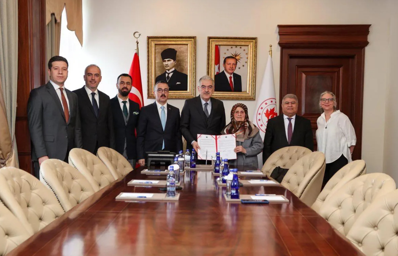 İnegöl’e Yeni Sağlık Merkezi İçin İmzalar Atıldı