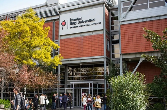 İstanbul Bilgi Üniversitesi'ne yeniden faaliyet izni verildi
