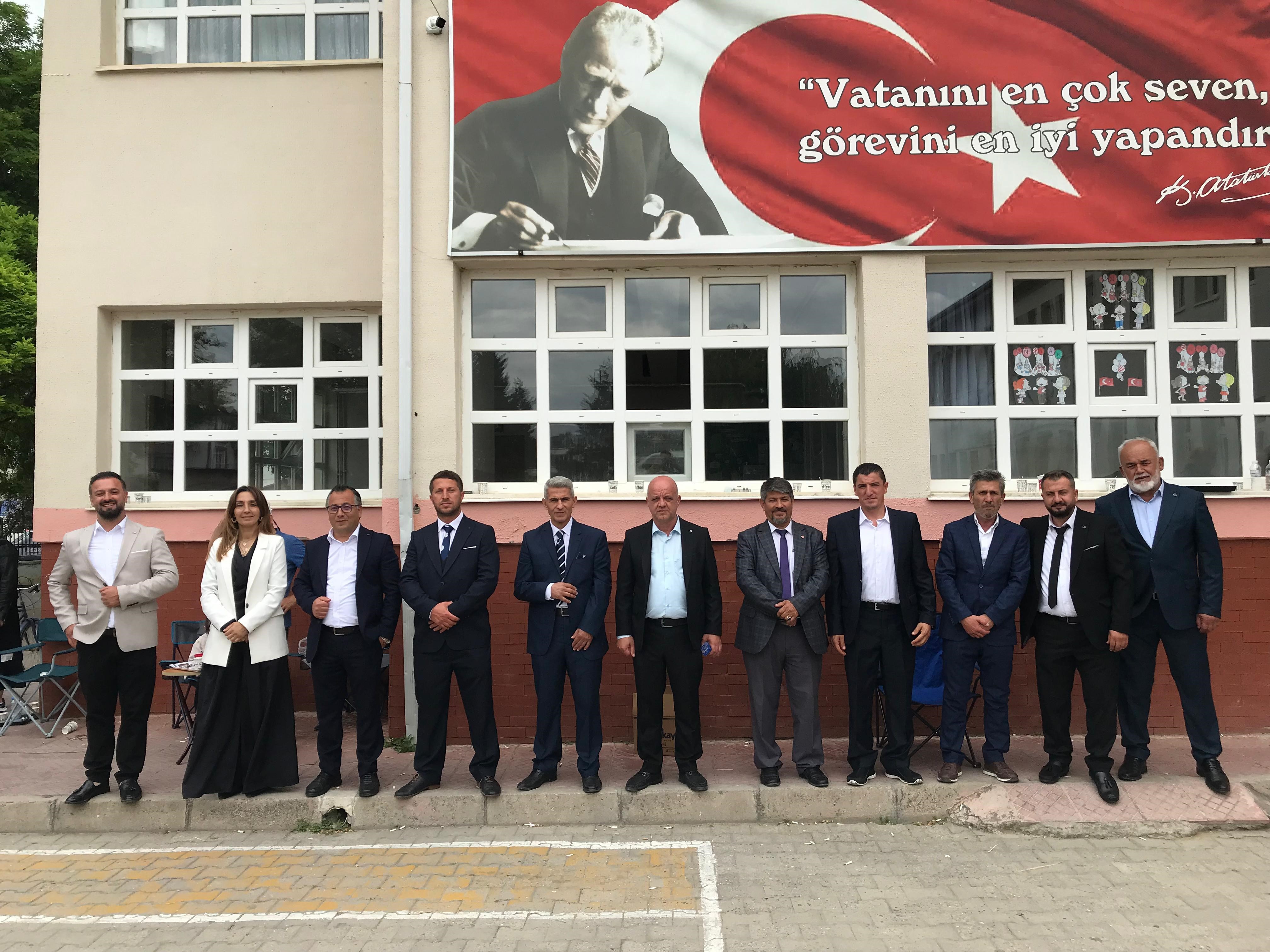 İznik'te muhtarlık seçiminde 11 aday yarıştı