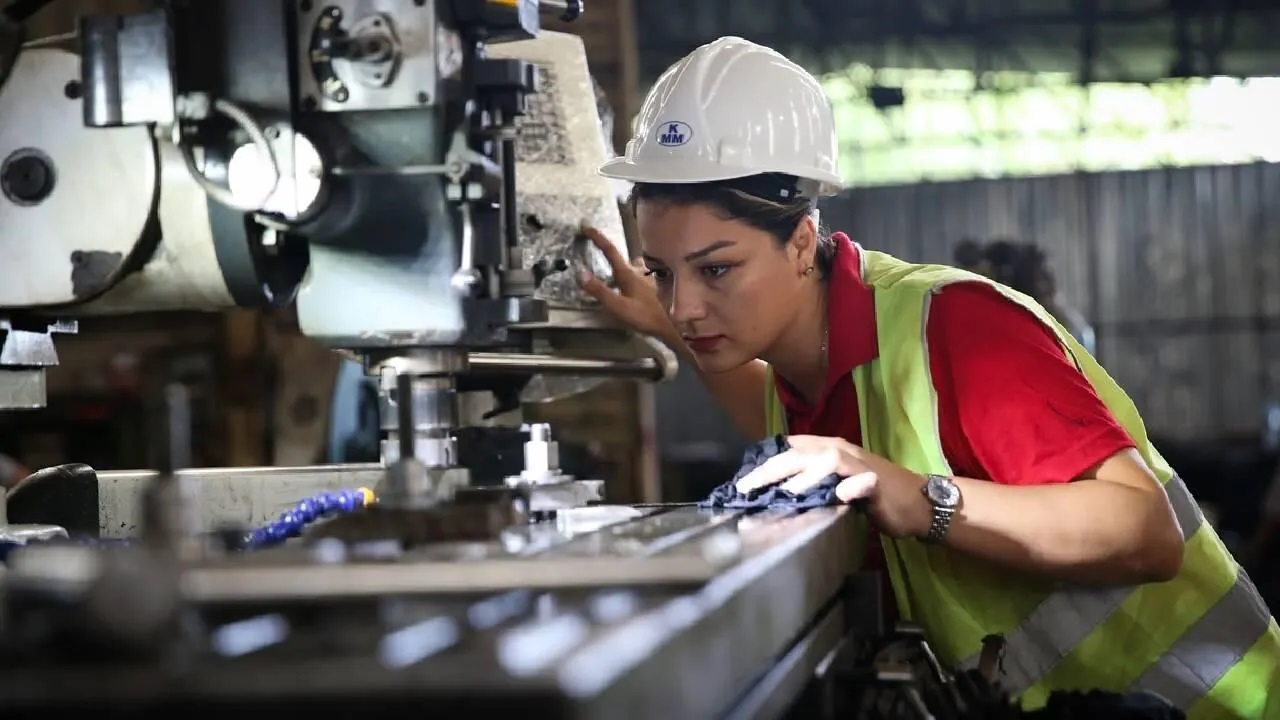 Kadınların ihracata katkısı 60,1 milyar dolara ulaştı