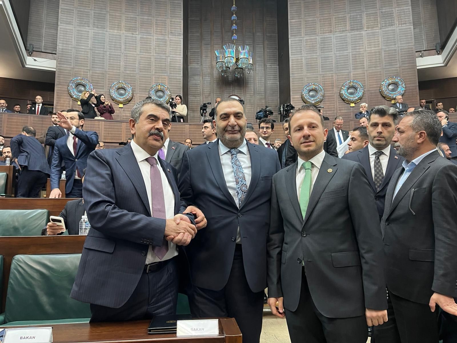 Kantincilere, Bakan Tekin'den kira müjdesi