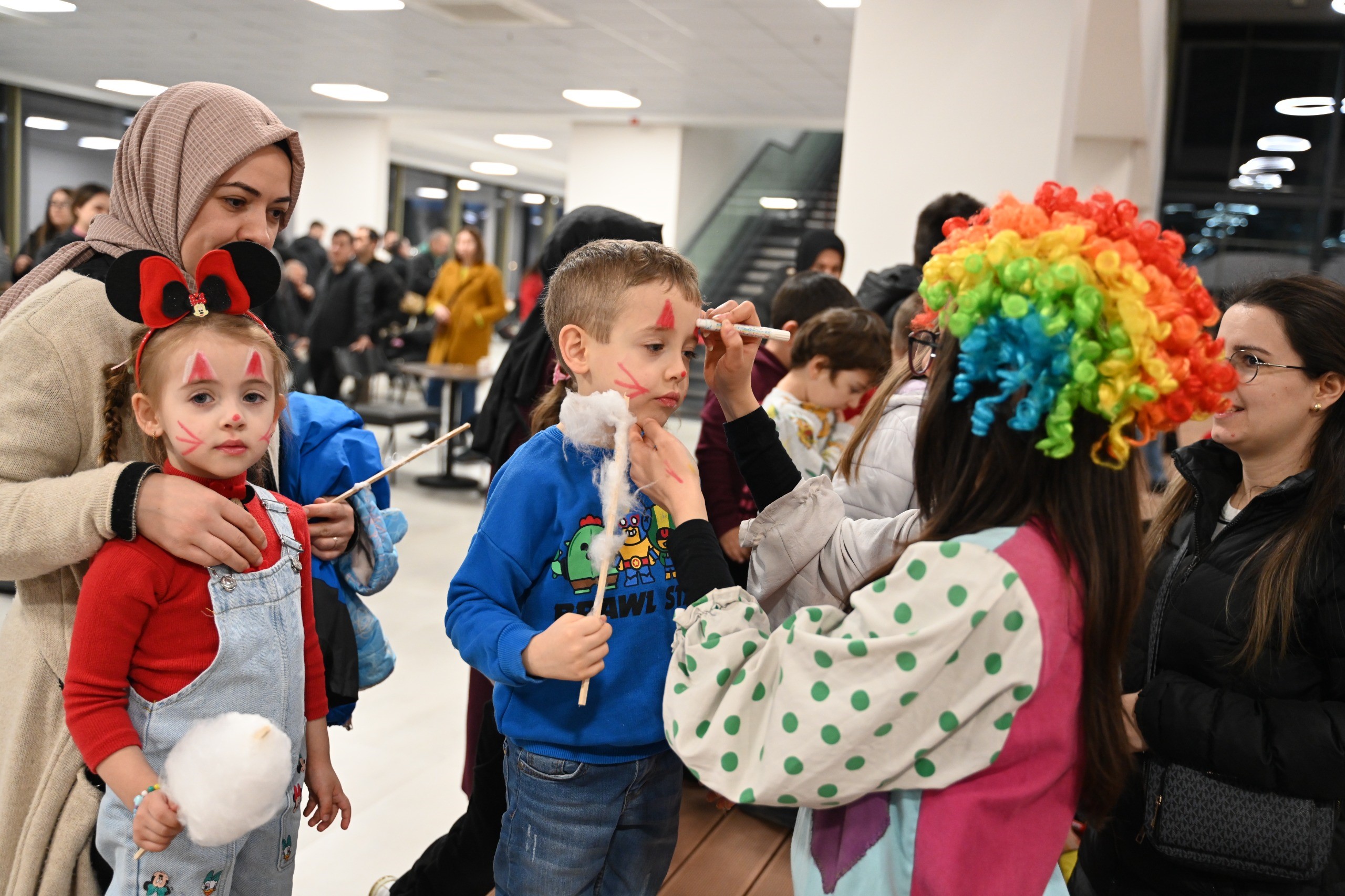 Karacabey Belediyesi'nden çocuklara unutulmaz sömestr şöleni