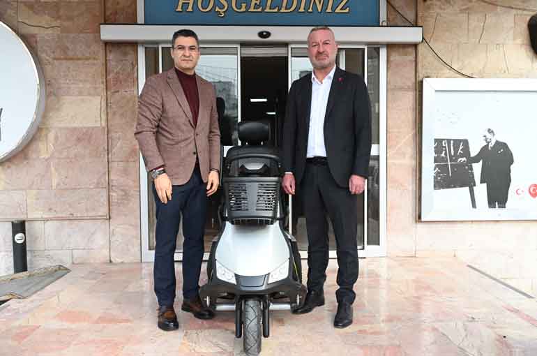 Karacabey Belediyesi’ne anlamlı bağış