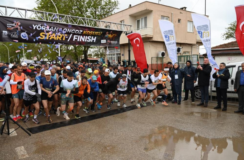 Karacabey Longoz Koşusu yağmura rağmen büyük heyecana sahne oldu