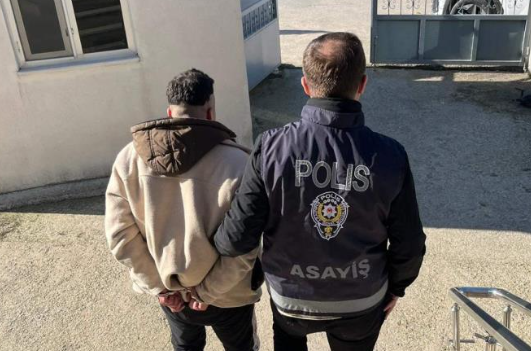 Karacabey’de 8 yıl 7 ay kesinleşmiş hapis cezası bulunan şahıs yakalandı