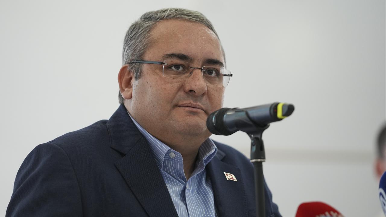 Keçiören Belediye Başkanı'ndan Özgür Özel hakkında suç duyurusu