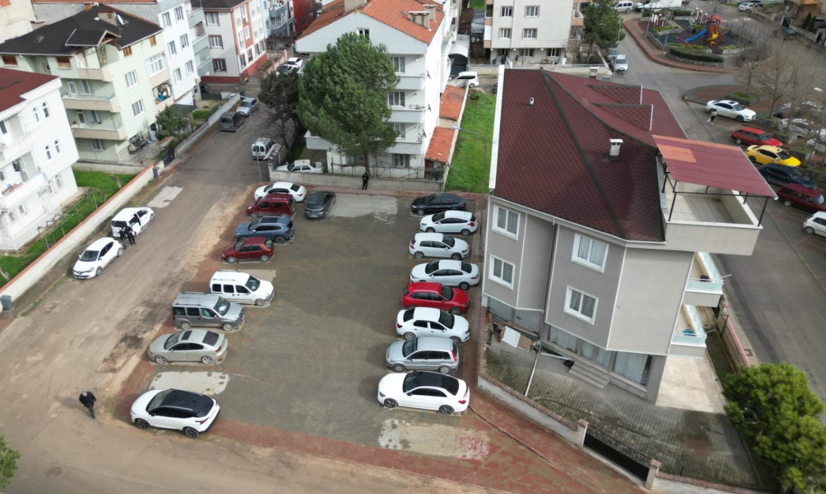 Kemalpaşa Mahallesinde 21 Araçlık Otopark Hizmete Girdi