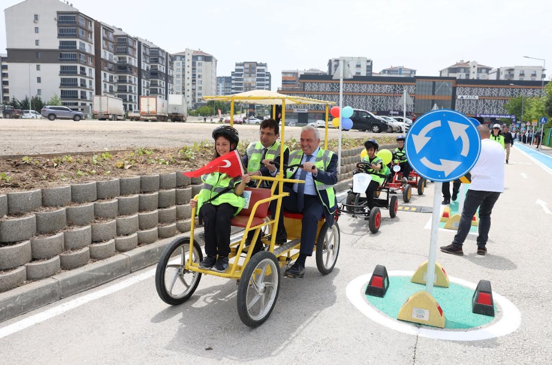 Kızılcıklı Mahallesi’nde Trafik Eğitim Sokağı açıldı