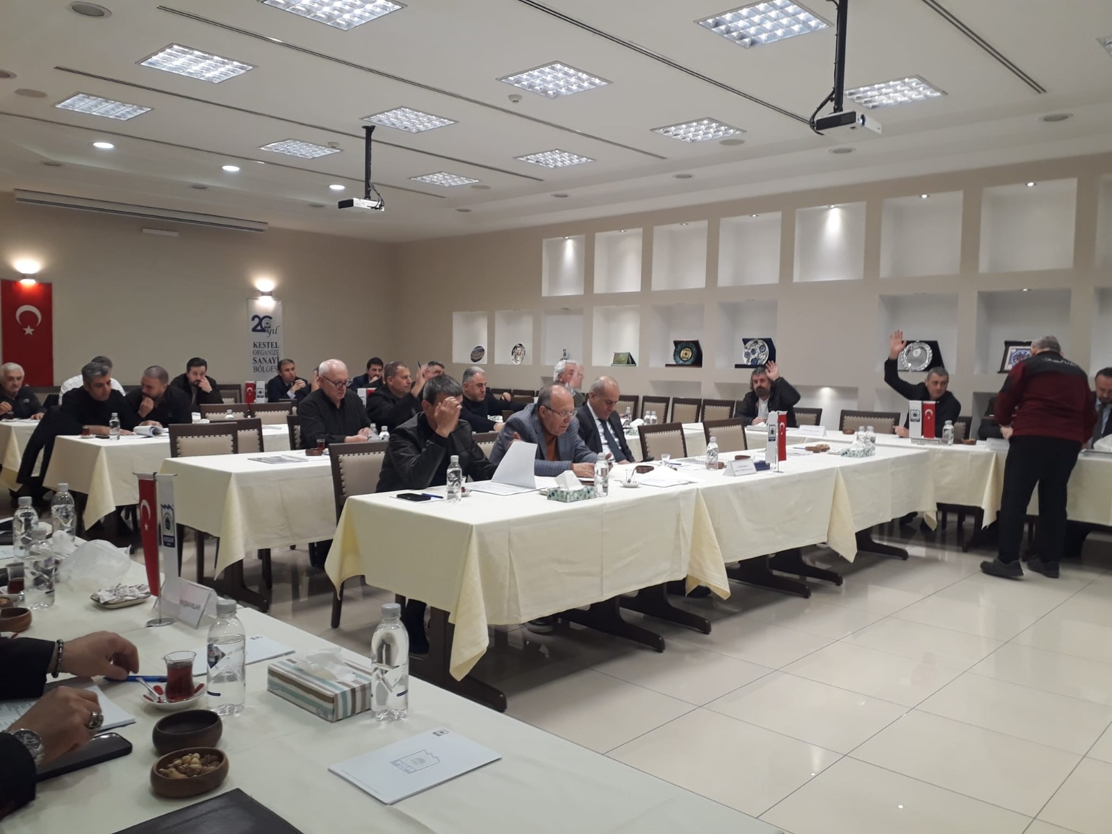 KOSAB'da Cem Hısımcıl yeniden başkan seçildi