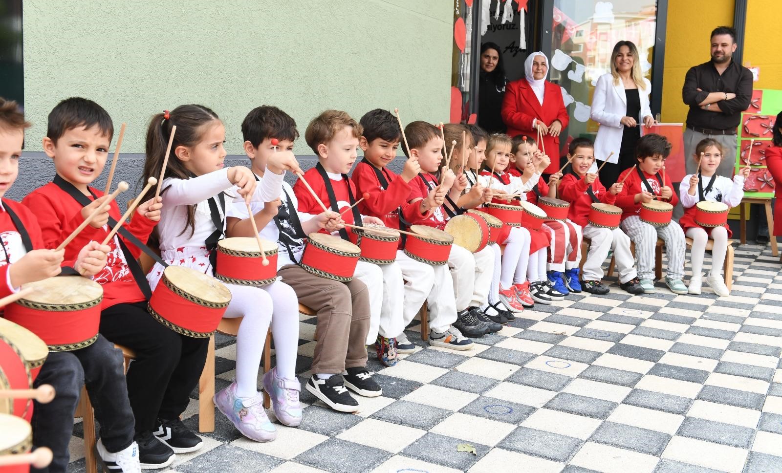 Kreşlerle birlikte anneler çalışmaya başladı
