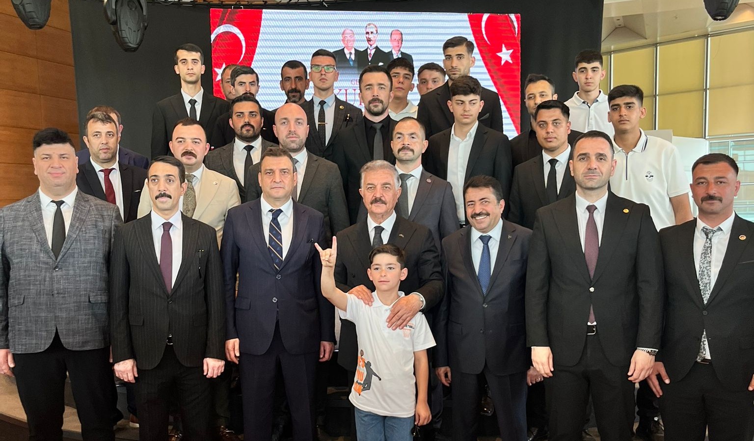 MHP Bursa Teşkilatı Bayramlaştı… Büyükataman: “Terörsüz Türkiye, Milli Birliğimizin Ve Devlet Aklının Tarihi Hamlesidir”