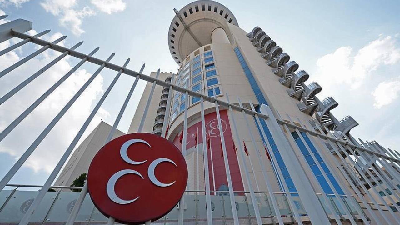 MHP Çeşme İlçe Başkanlığına Galip Uluçam yeniden seçildi