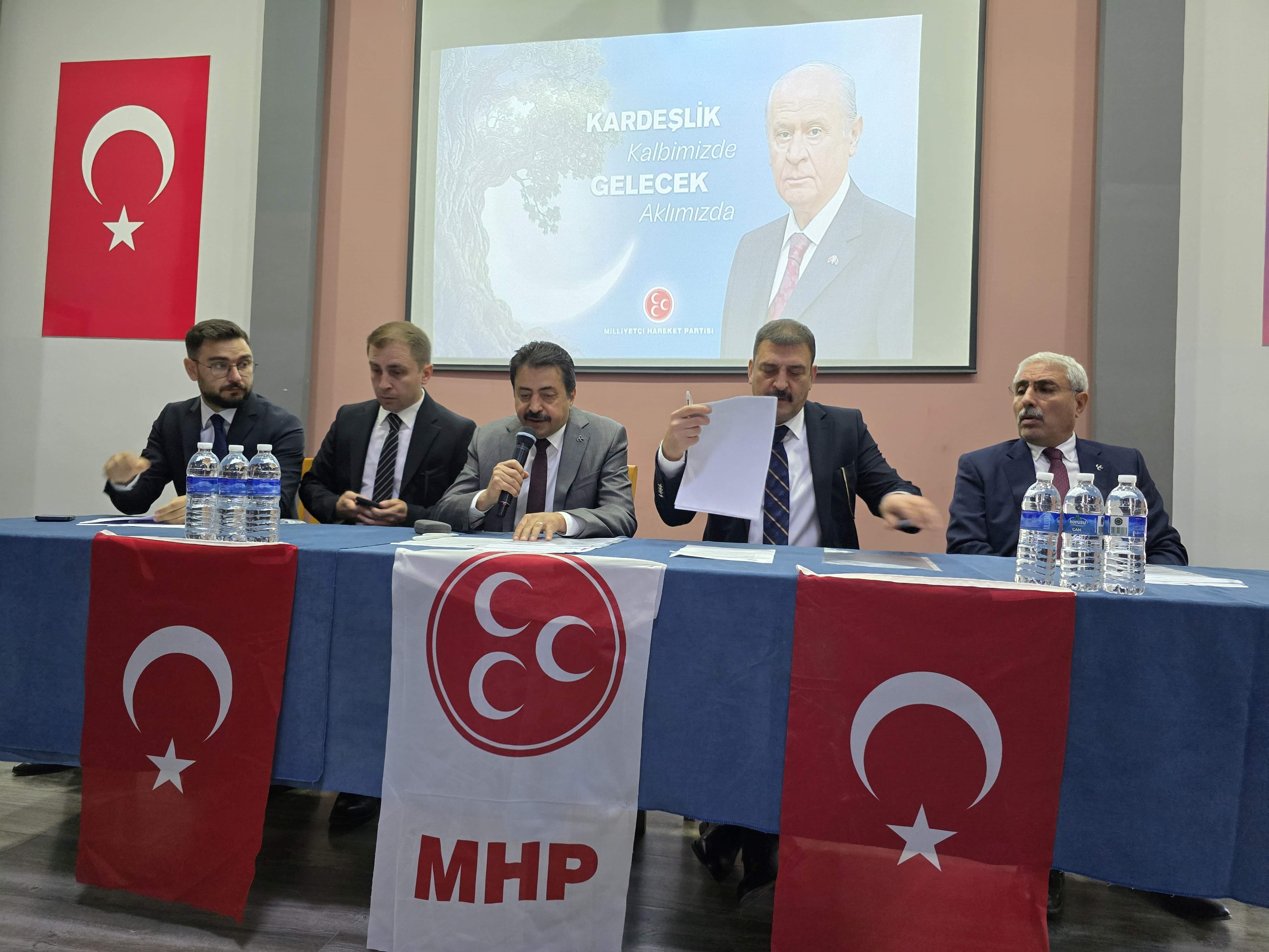 MHP Orhaneli'de görev değişimi