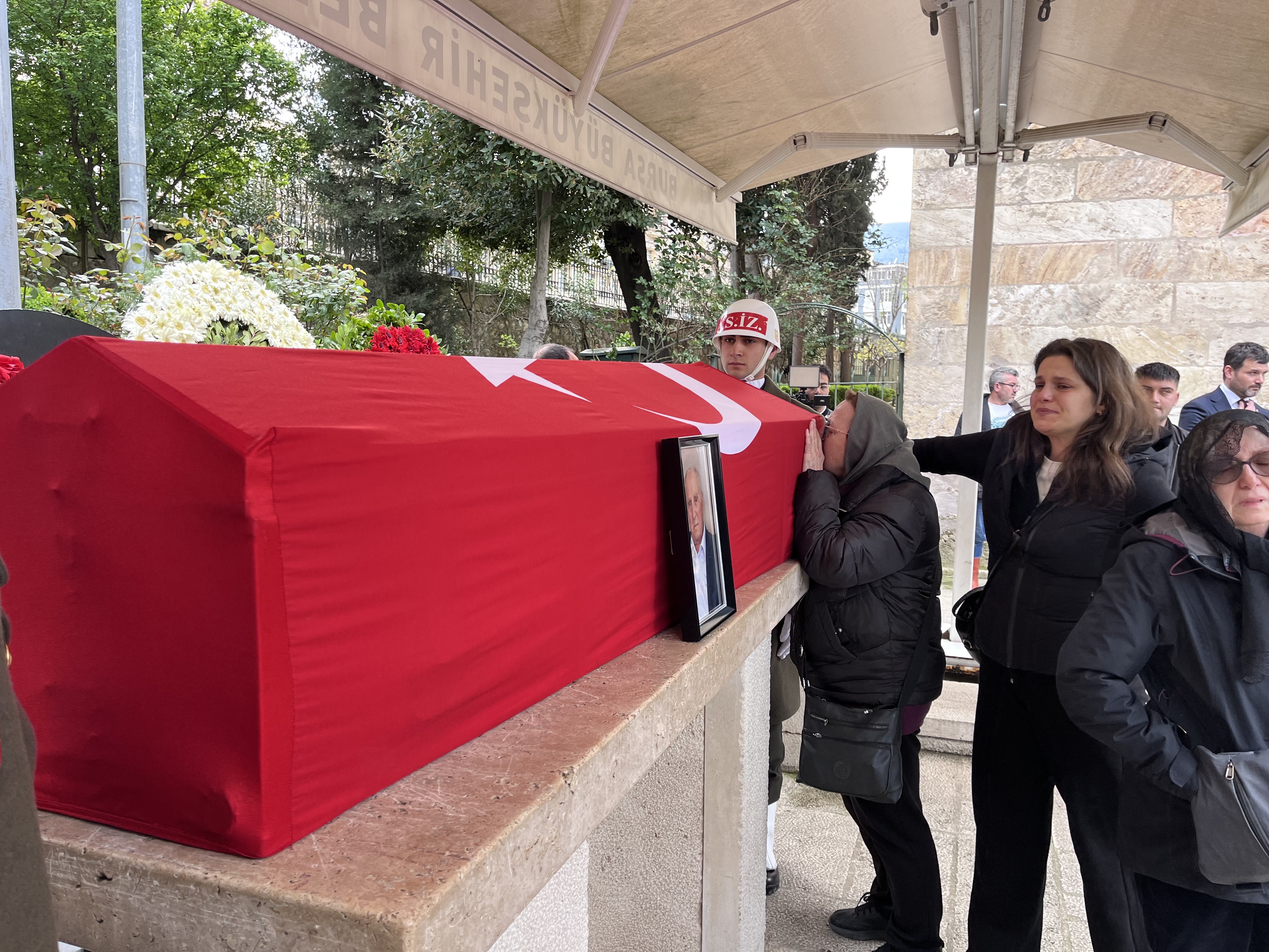 MHP'li İsmet Büyükataman'ın acı günü!