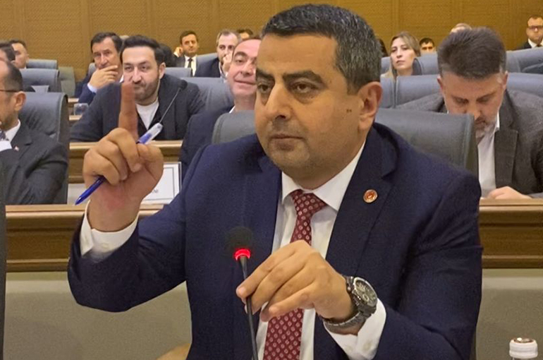 MHP’li Şenol’dan Meclis’te “BUKAB” çağrısı: Bursa çöp kriziyle karşı karşıya