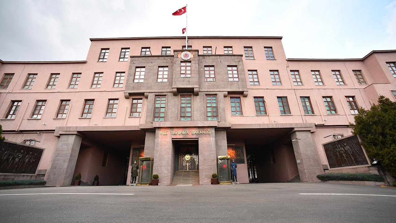 MSB: TAYFUN Blok-2 Füzesi'nin kabul faaliyetleri tamamlandı