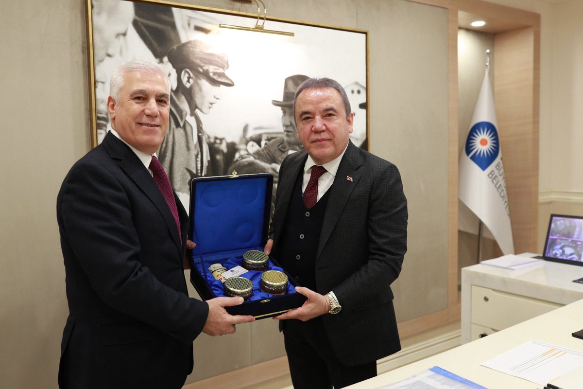 Muhittin Böcek eliyle Antalya'dan Bursa Büyükşehir Belediyesi operasyonuna