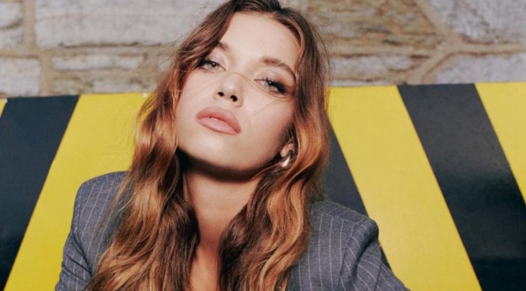 Afra Saraçoğlu yıllar sonra babasıyla bir araya geldi