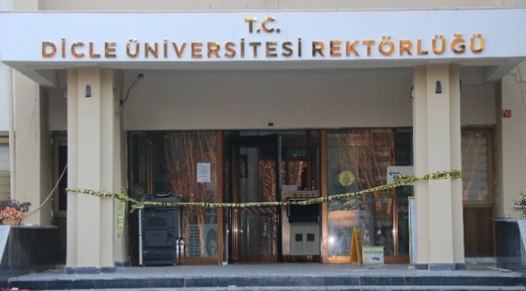Dicle Üniversitesi rektörlük binası boşaltıldı 