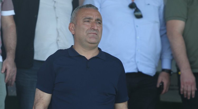 Ekrem Senal aday değil!