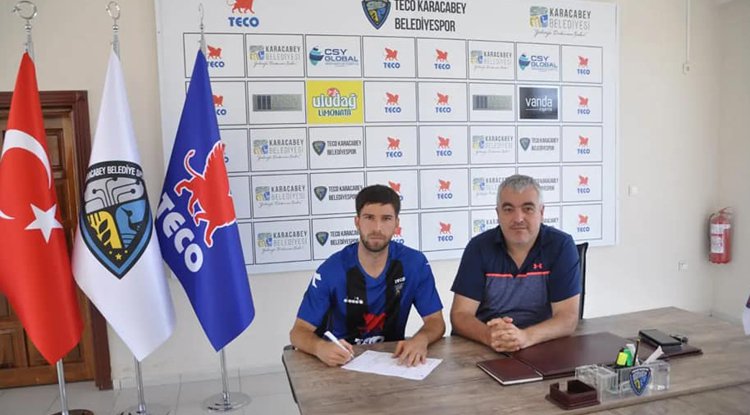 KARACA'DAN 2 İMZA BİRDEN