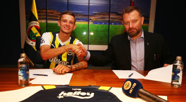 Sebastian Szymanski Fenerbahçe’de