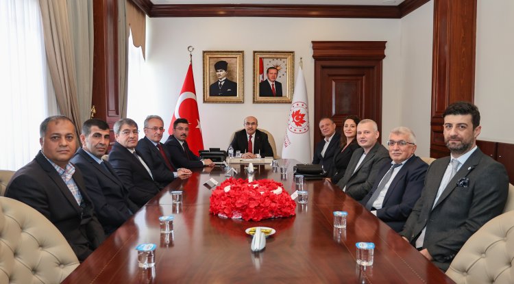 Zeytinbağı ortaokulu için ilk imzalar atıldı