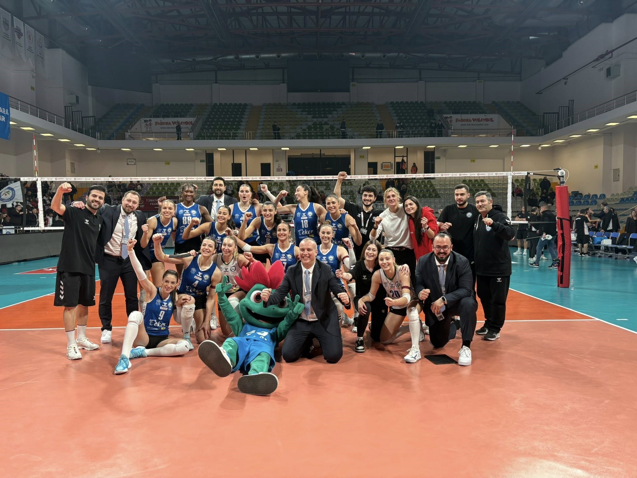 Nilüfer Belediyespor Eker evinde Beşiktaş'ı 3-1 geçti