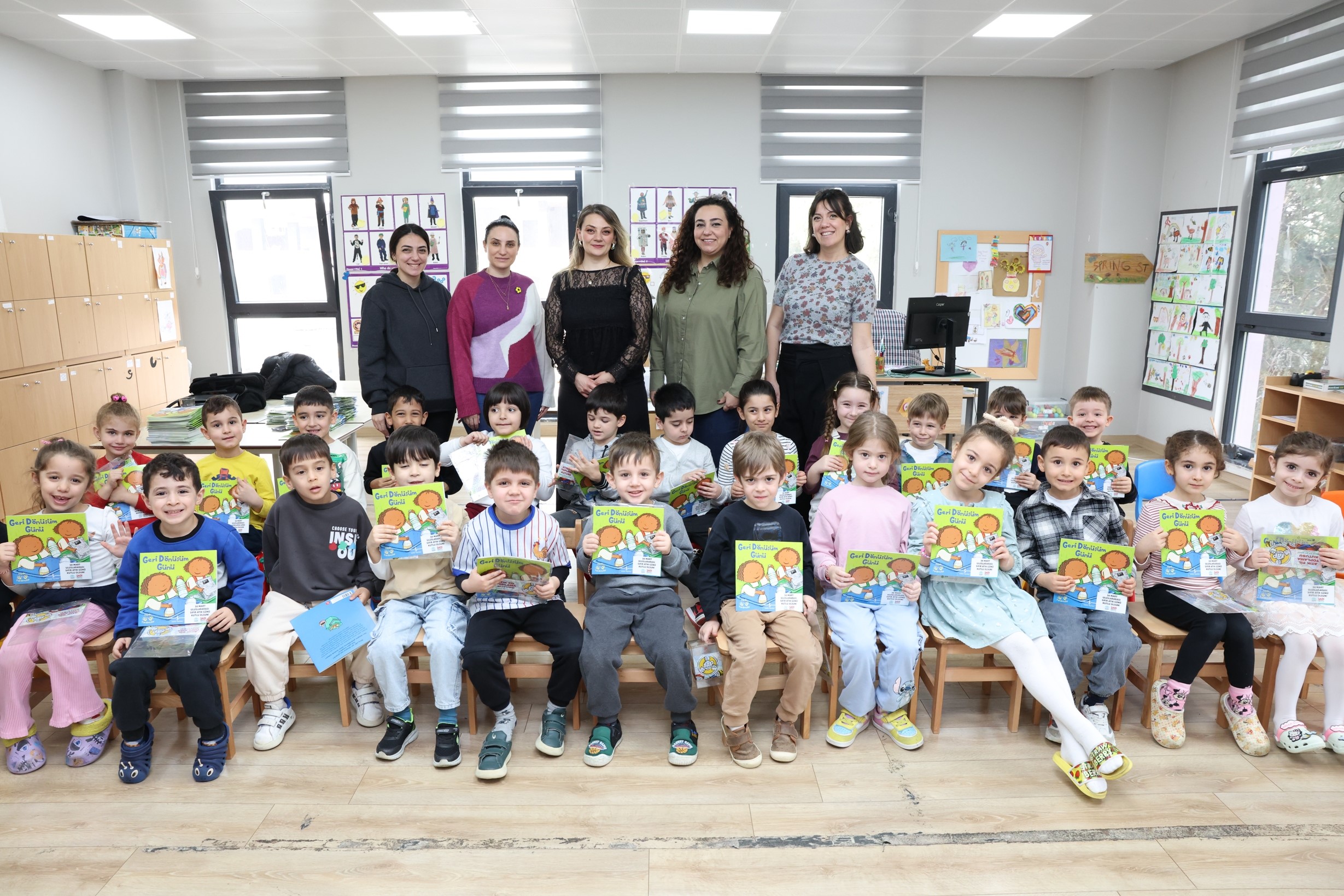 Nilüfer’de miniklere geri dönüşüm eğitimi