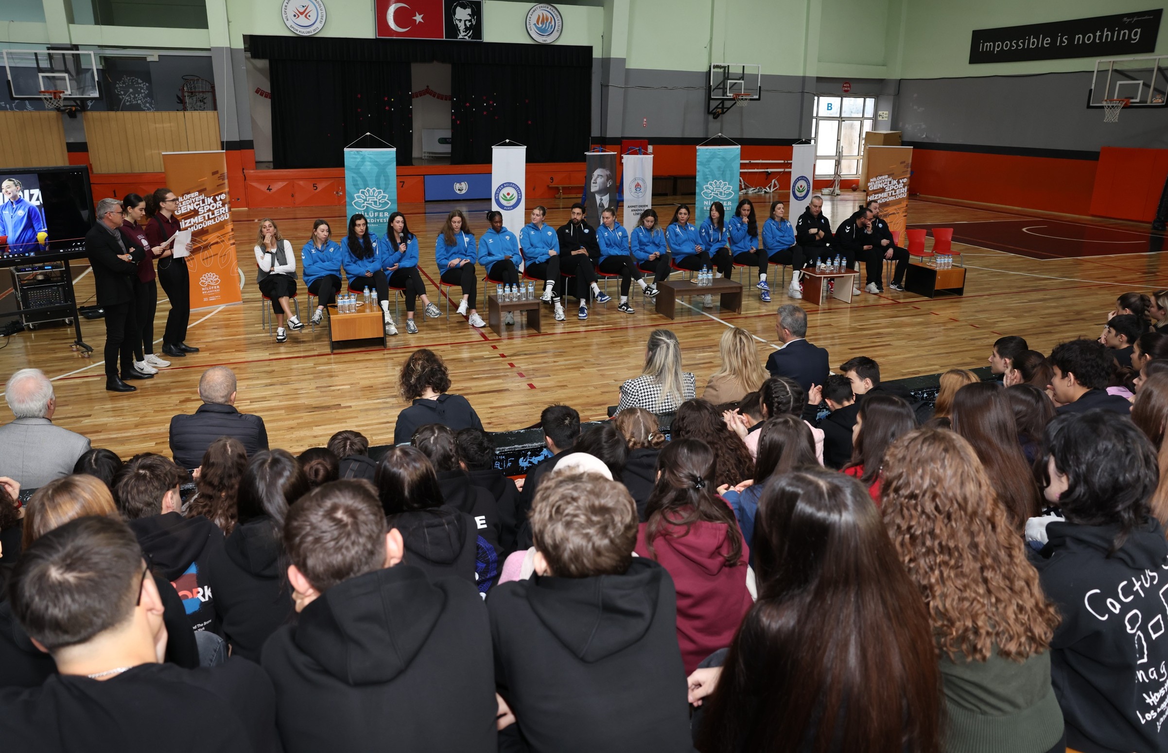 Nilüfer’in Sultanları öğrencilerle söyleşide buluştu