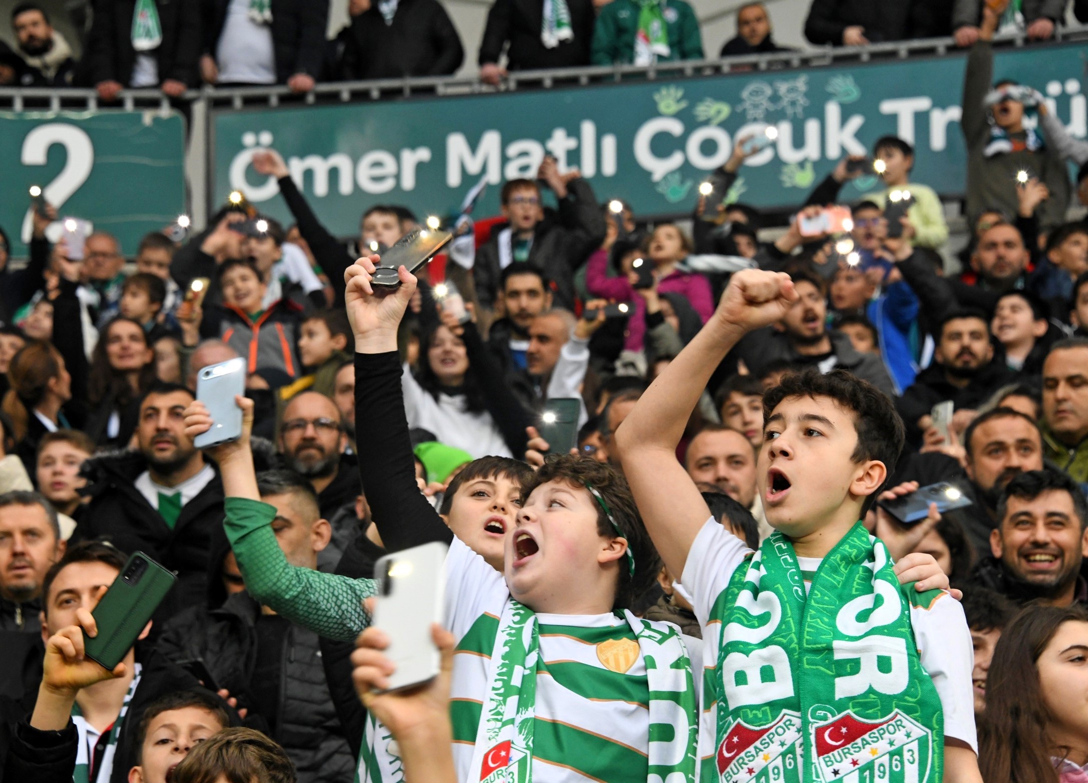 Osmangazi Belediyesi 100 çocuğu Bursaspor ile buluşturdu