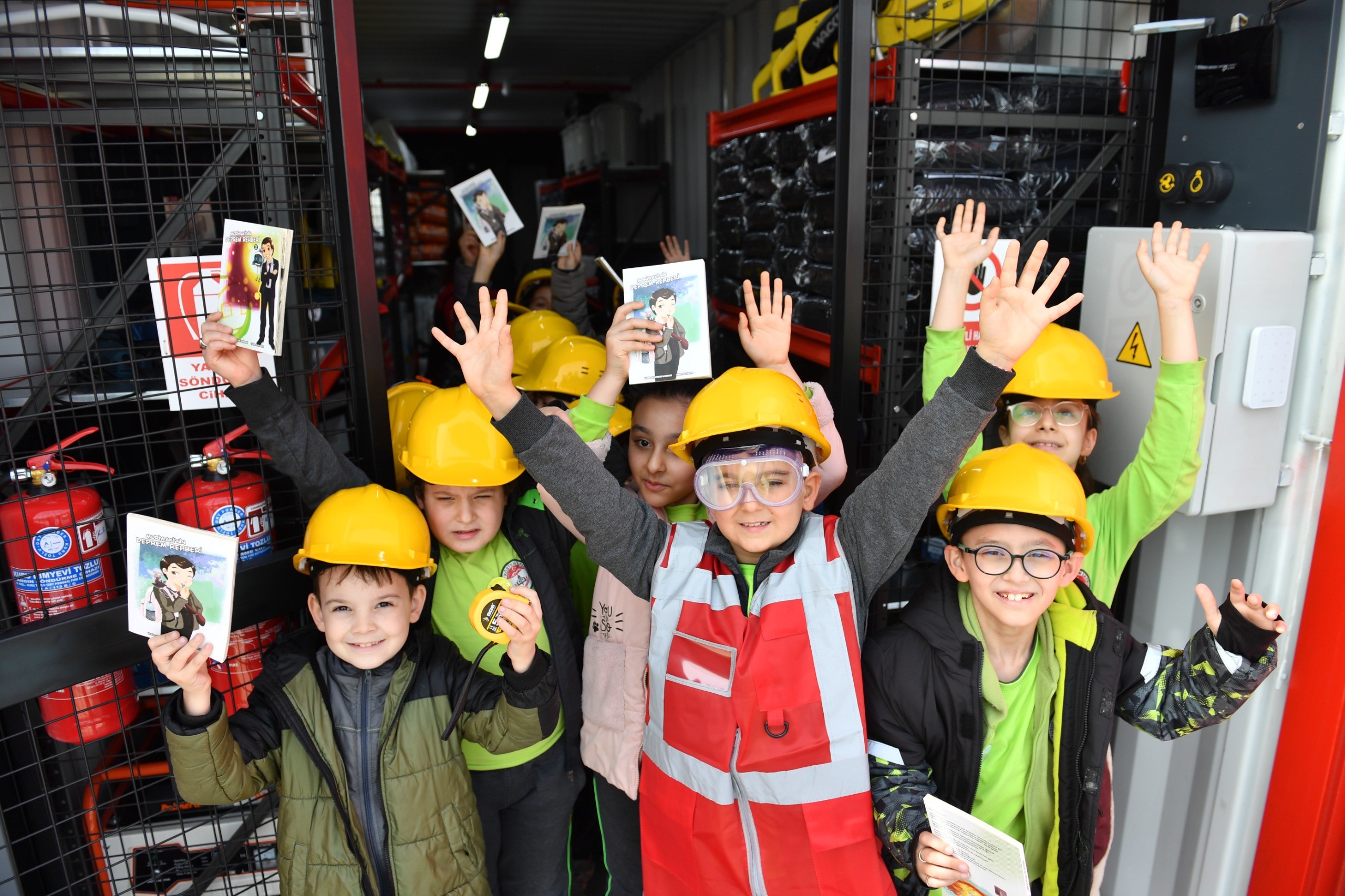 Osmangazi Belediyesi’nden çocuklara afet farkındalık eğitimi