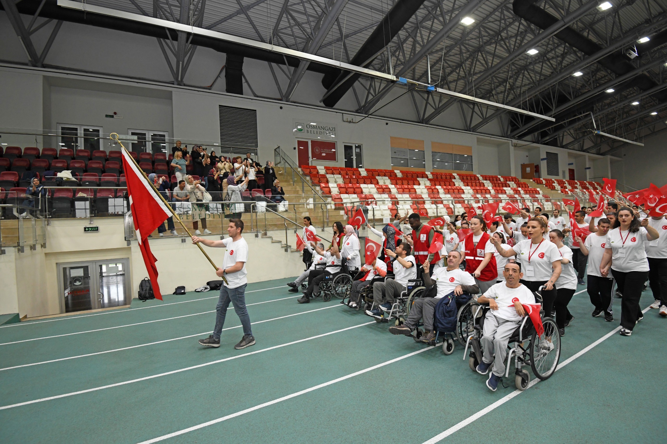Osmangazi Belediyesi’nden engelsiz spor şöleni