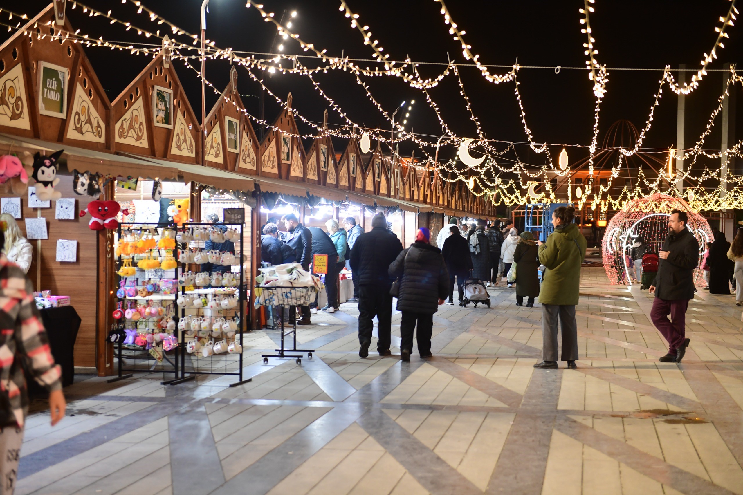 'Osmangazi Ramazan Sokağı' kapılarını açtı